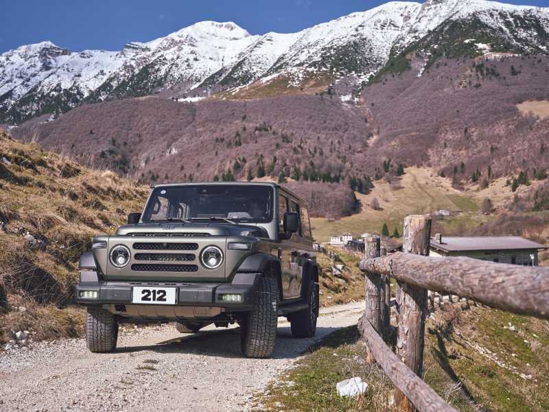 212 - FUORISTRADA 4X4 VERDE